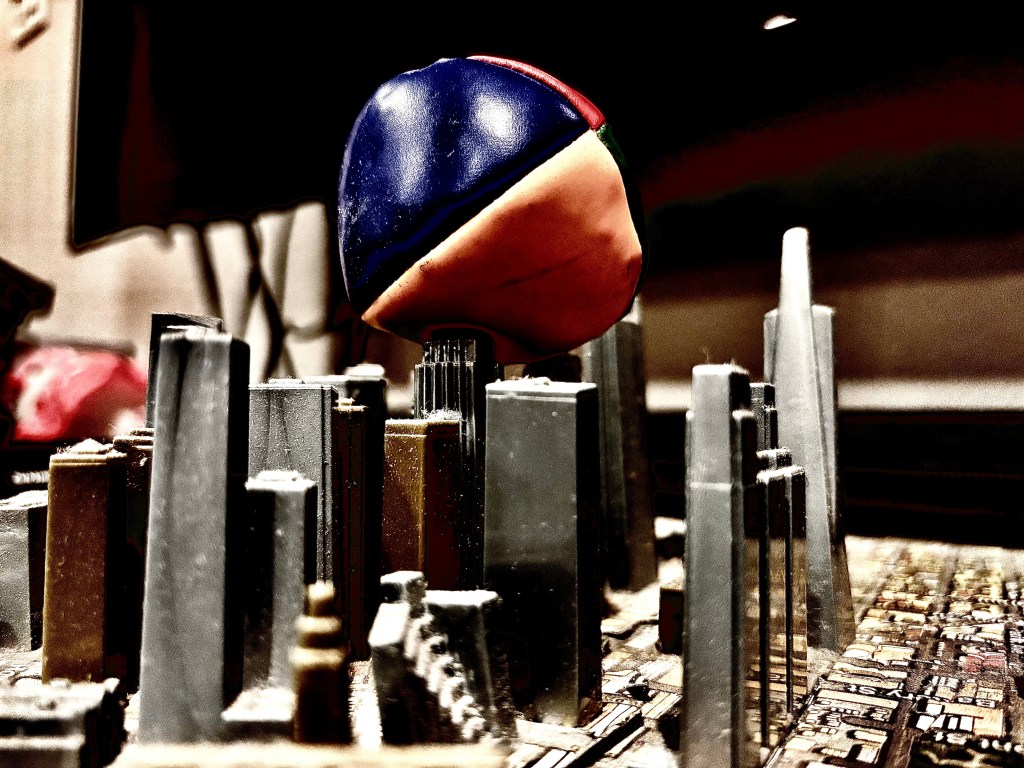 Literal ball drop in the middle of Nowhair