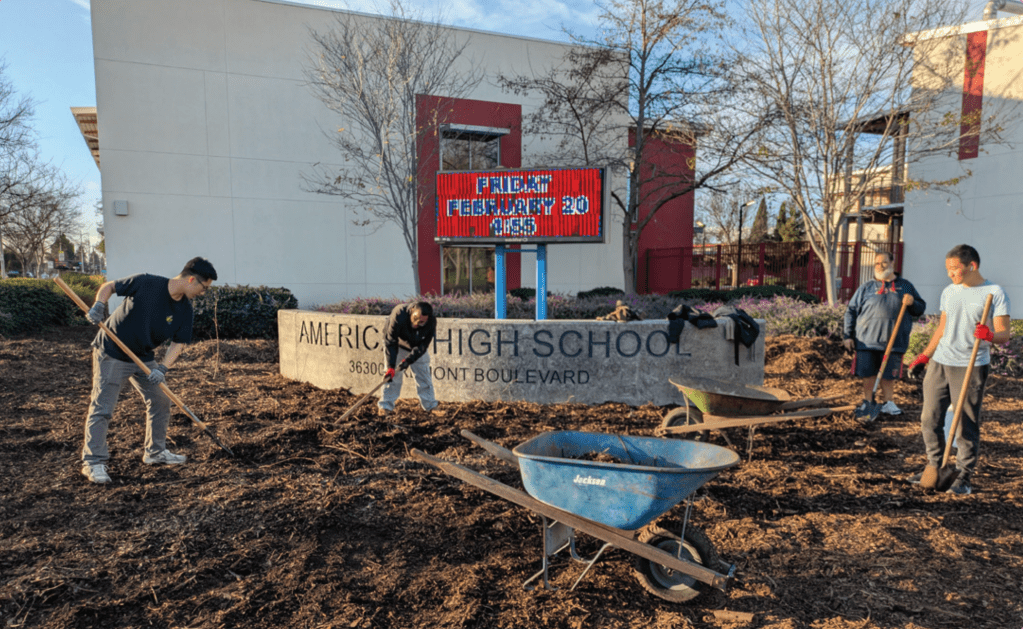 Science and Ecology Club hosts campus mulching&nbsp;event